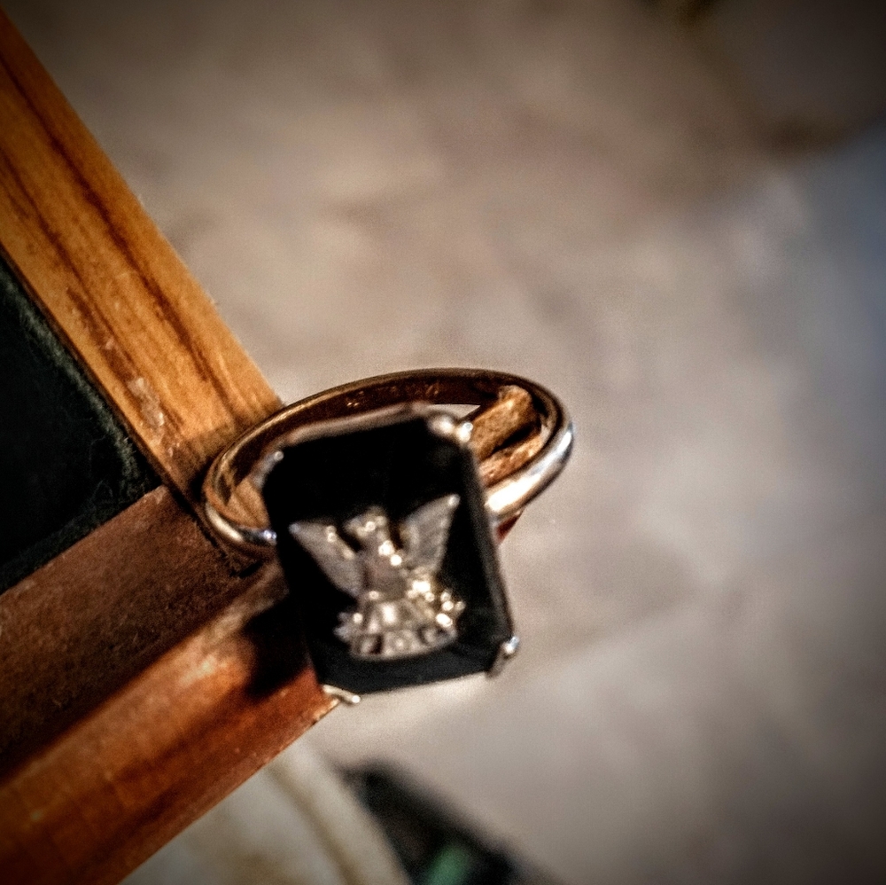 14 kt L.A F.O.E ring